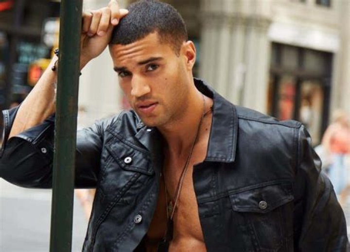 Devin Goda height