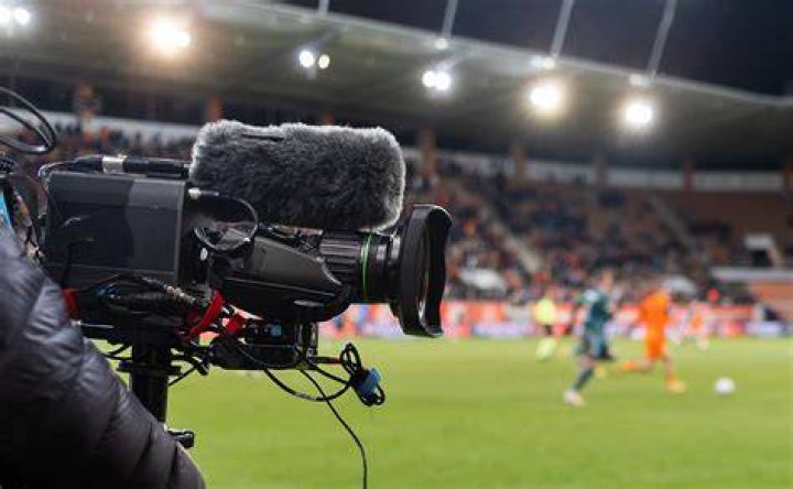 Dez Machado: The Rising Star In The World Of Sports And Entertainment