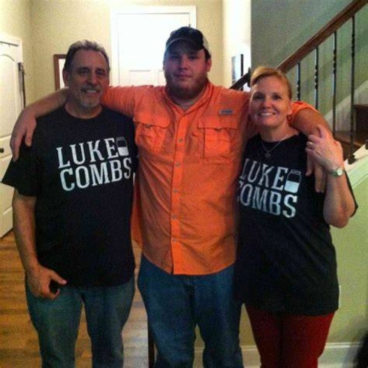 Did Luke Combs' Brother Pass Away? Exploring The Truth Behind The Rumors