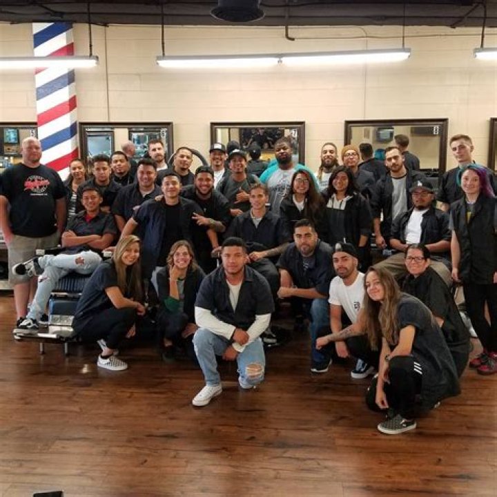 Discovering The Art Of Grooming: Barber Bakersfield CA