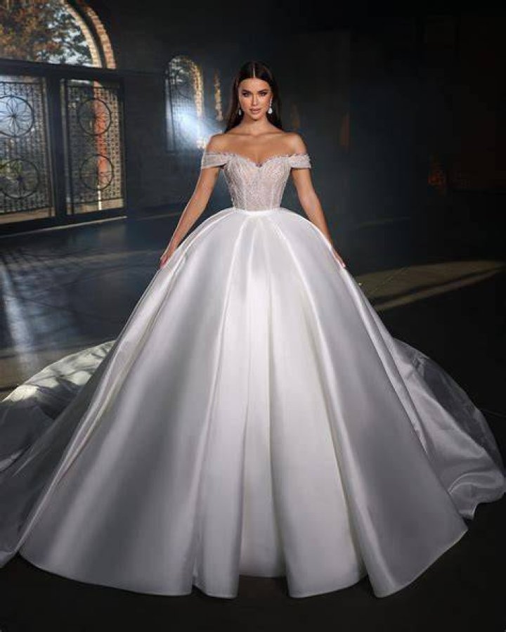 Discovering The Elegance Of Bridal Dress On Rent