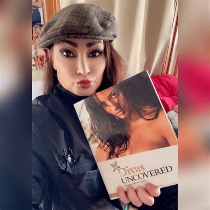 Divas Uncovered book
