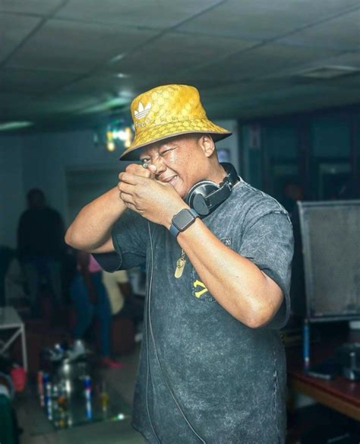 DJ Mahoota mourned Nhlanhla Mbambo's passing DJ Mahoota mourned Nhlanhla Mbambo's passing