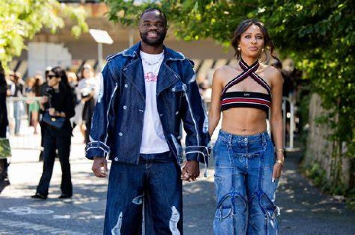 Dwayne Wade’s Wife Reacts to Frances Tiafoe’s Explicit Discourse With Girlfriend
Over Her