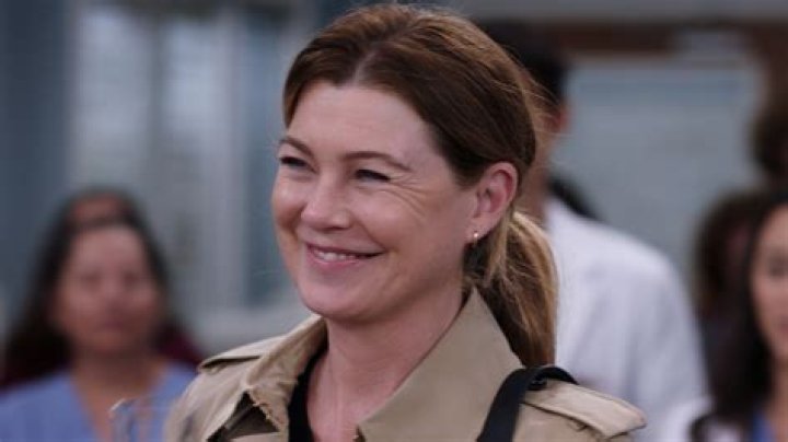 Ellen Pompeo leaving Joan&rsquo;s on Third with her children in Studio City