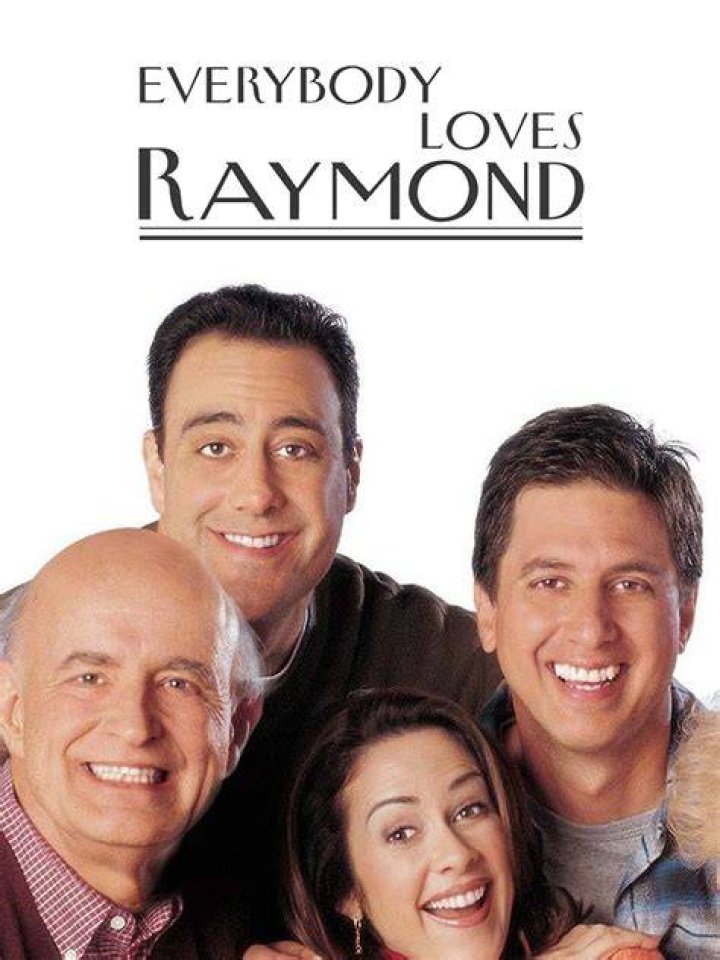 Everybody Loves Raymond Debra leaning on Ray