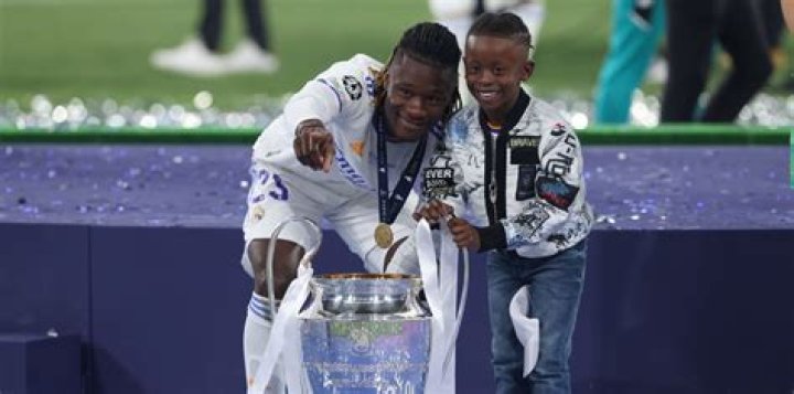 Exploring if Eduardo Camavinga has a child or not as rumours circle