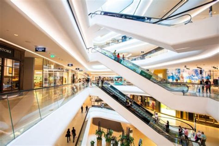 Exploring Large Malls: A Comprehensive Guide To Shopping Centers