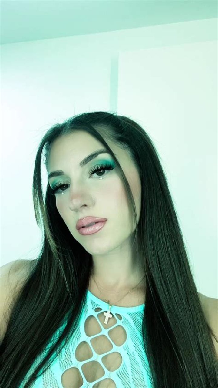 Exploring The Allure Of Jasi.bae On OnlyFans: A Deep Dive Into Her Content And Impact