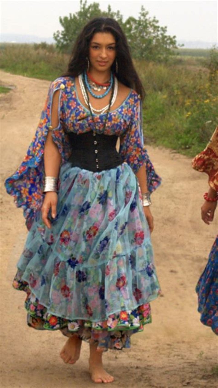 Exploring The Beauty Of Gypsy Mom Body Photos