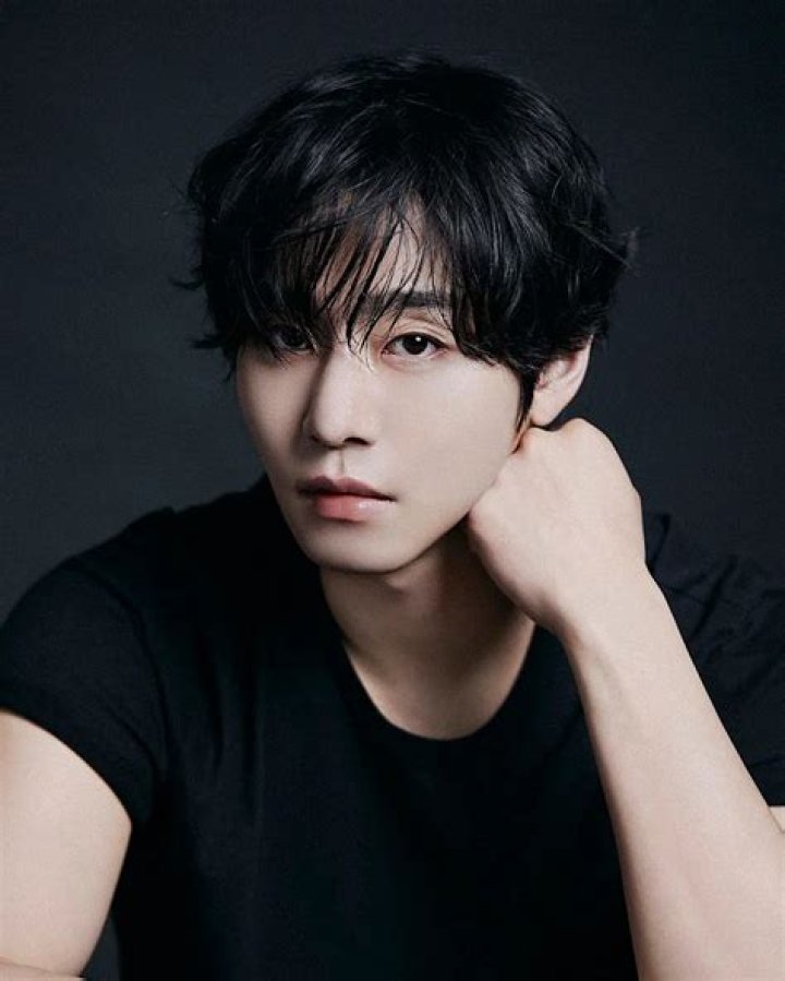 Fan Casting Ahn Hyo-seop as Baji in Tokyo revengers live action on myCast