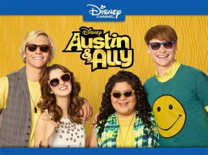 Fan Casting Bella Thorne as Dez Wade in Austin and Ally gender-swap on myCast