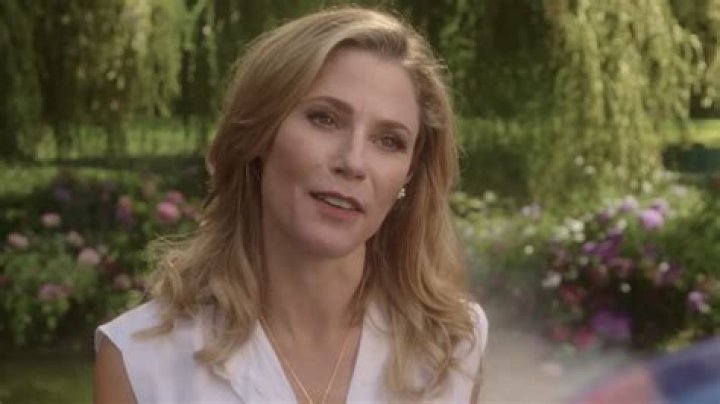 Fan Casting Julie Bowen as Lost in Hottest Actress by Franchise on myCast