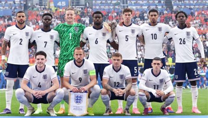 Fan Casting Tom Felton as Celebs who played for the England Team in Celebrities who have played in Soccer Aid on myCast