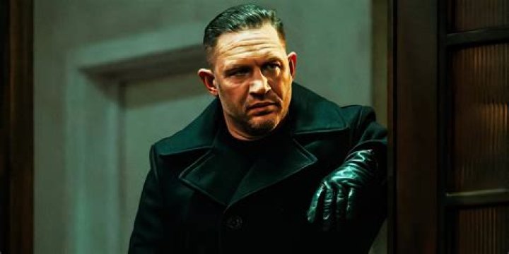 Fan Casting Tom Hardy as Deadshot in The Perfect Batman Movie on myCast