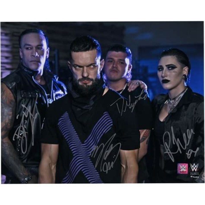 Finn Balor backstage