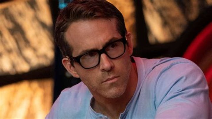 Free Guy Ryan Reynolds & Jodie Comer