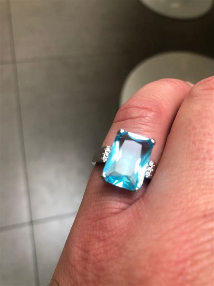Gemischt Kinn widerstehen meghan aquamarine ring Fertigkeit W&uuml;tend