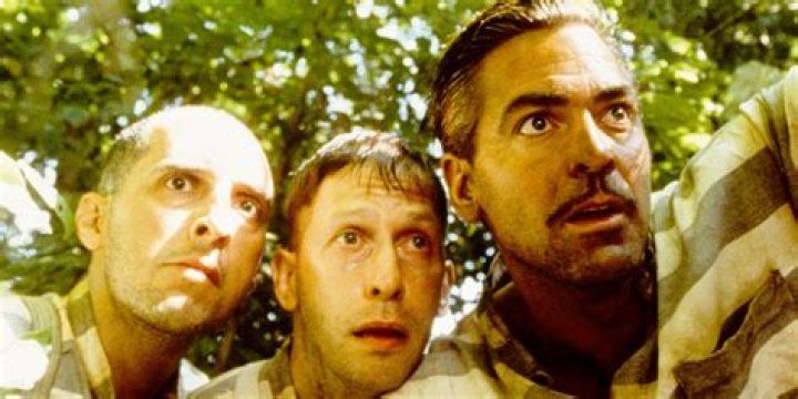 George Clooney, John Turturro, and Tim Blake Nelson in O Brother, Where Art Thou?
