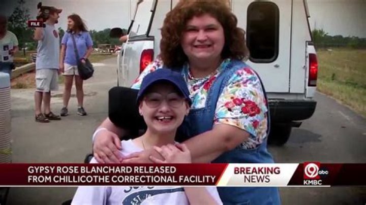 Gypsy Rose Blanchard released from prison after serving time for mom's