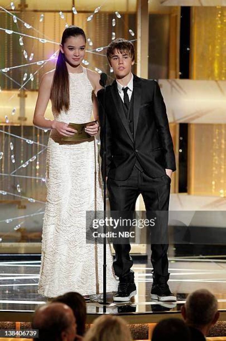 Hailee Steinfeld, Justin Bieber and Selena Gomez in 2011. Photo / Getty