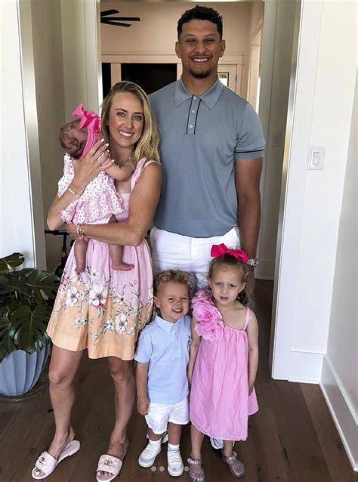 Here’s All You Need to Know About Gilbert Burns’ Wife and Three Kids