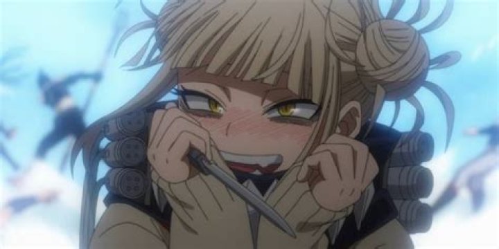 Himiko Toga holding Ochaco and crying in My Hero Academia Chapter 395