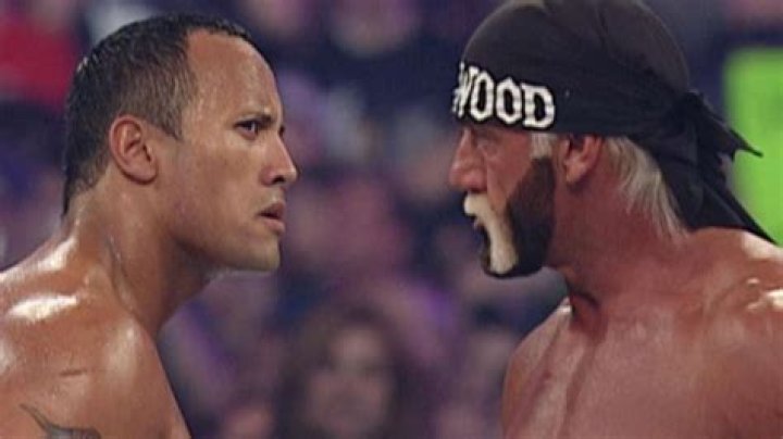 Hogan vs The Rock