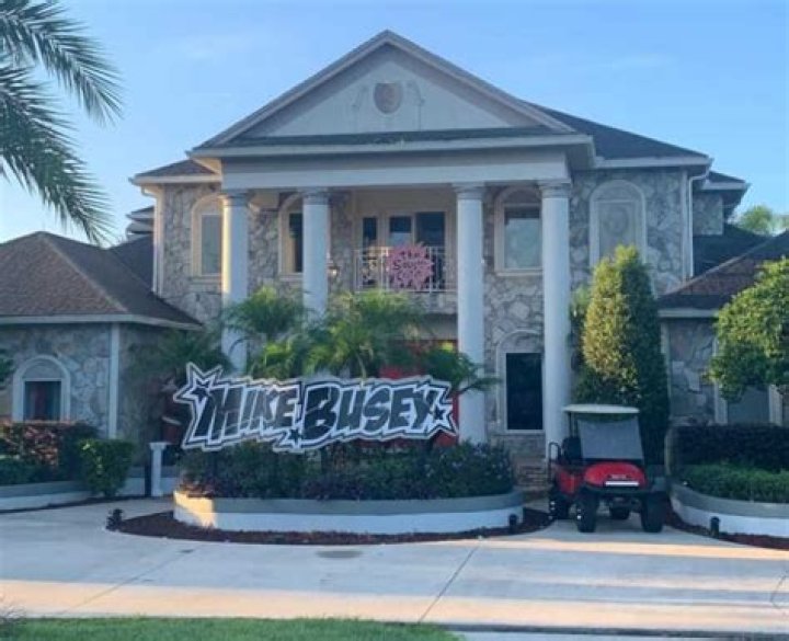 How did Mike Busey make money? All you need to know about the Sausage Castle