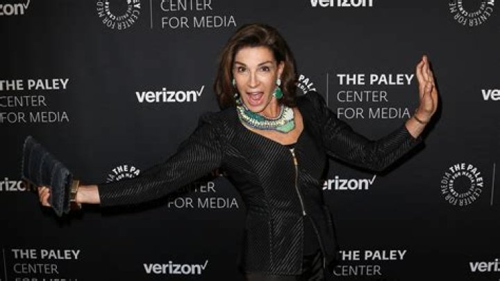 How Hilary Farr Brought Her Theater Background To Love It Or List It