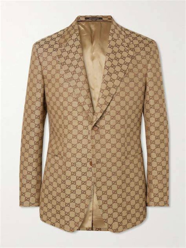 How much does a Gucci belt cost in South Africa? How much does a Gucci belt cost in South Africa?