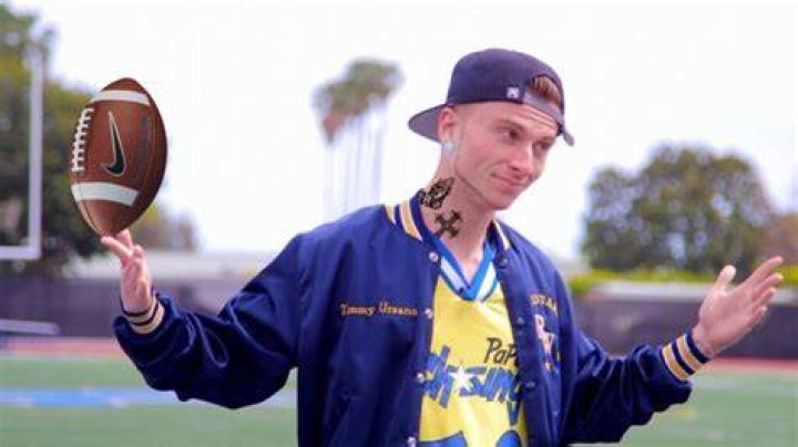 How much does Trevor Wallace make? How much does Trevor Wallace make?