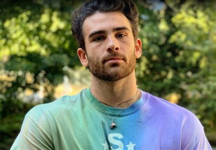 How old is HasanAbi? Understanding the Twitch streamer's age and other