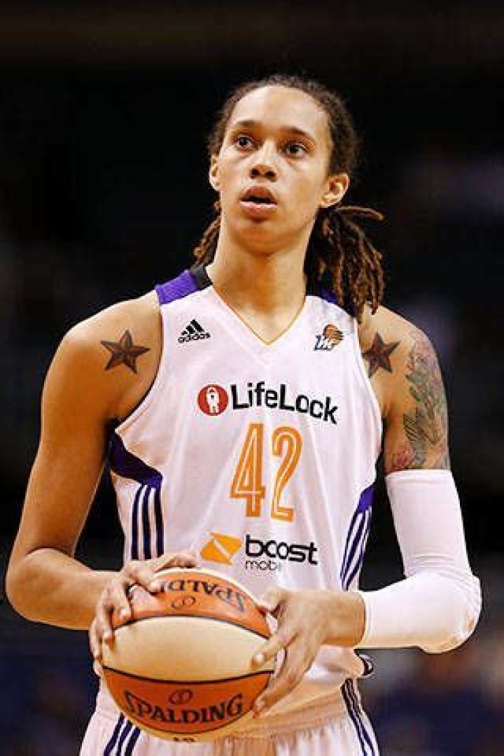 How SlamDunking, GenderBending WNBA Rookie Brittney Griner Is