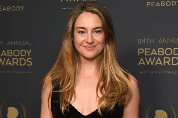 How Tall Is Shailene Woodley? Exploring The Height Of The Acclaimed Actress