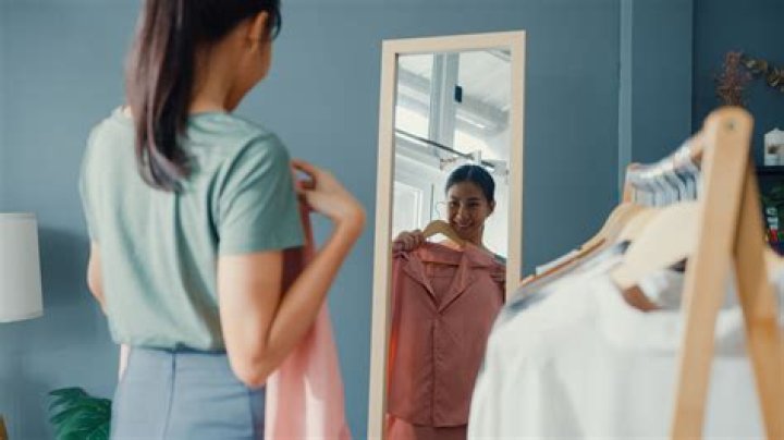 How To Choose Which Clothing Rental Service Is Best For You