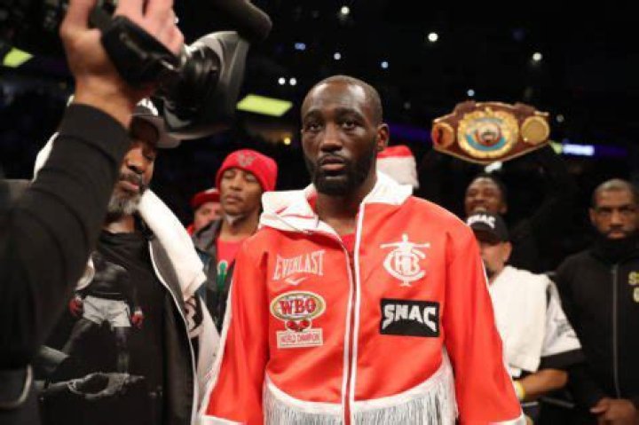 “I Think He Going Off”: Months After IBF Title Fiasco, Jaron Ennis’ Father
Details Why Terence Crawford Doesn’t Want a Fight