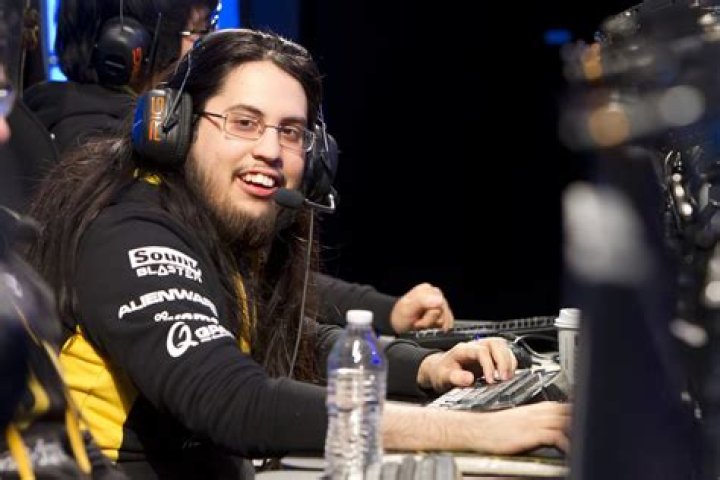 Imaqtpie flames fellow Twitch streamer TobiasFate &ldquo;It's McDonald's or