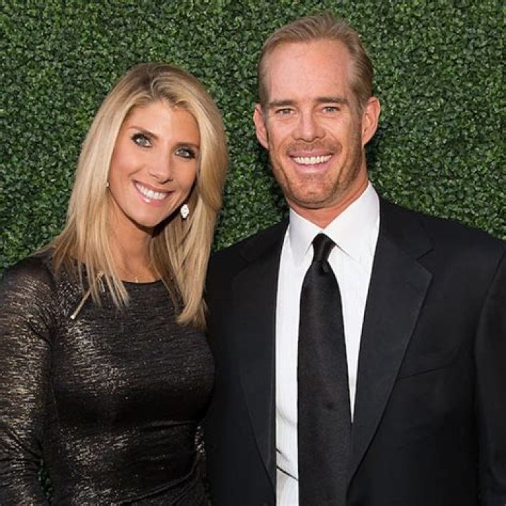 Inside Joe Buck's Marriage To Reporter Michelle Beisner-Buck