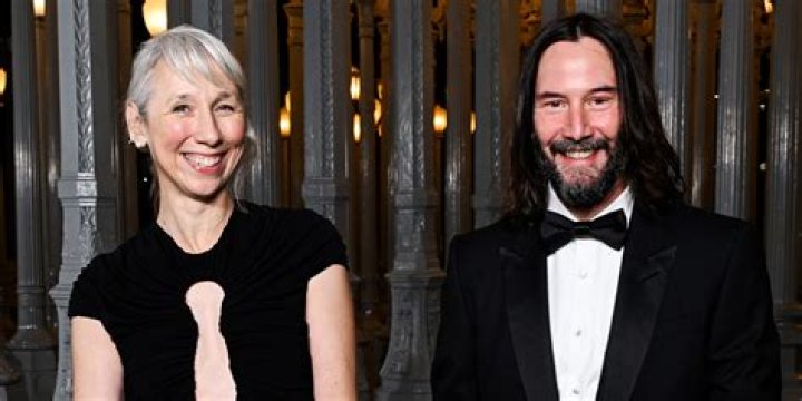 Inside Keanu Reeves&rsquo; troubled relationships now that he&rsquo;s finally found