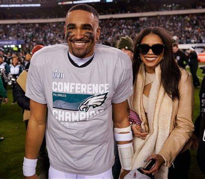 Is Bryonna Burrows Actually Dating Eagles QB Jalen Hurts?