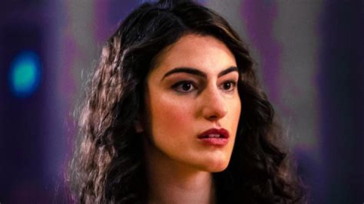Is Lilli Kay A Man Or A Woman? The Truth Revealed