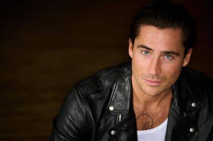 Is Olivier Renaud Gay Gender Sexuality And Partner