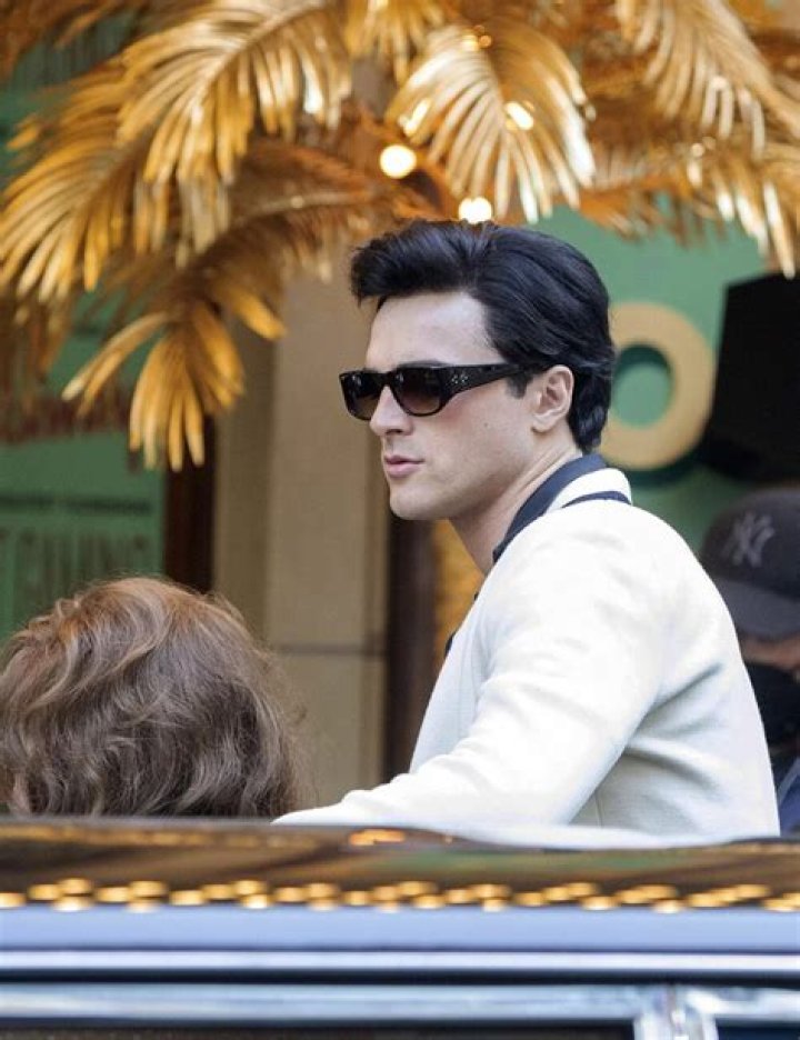 Jacob Elordi as Elvis (left) and Cailee Spaeny as Priscilla. Photo / A24 via AP