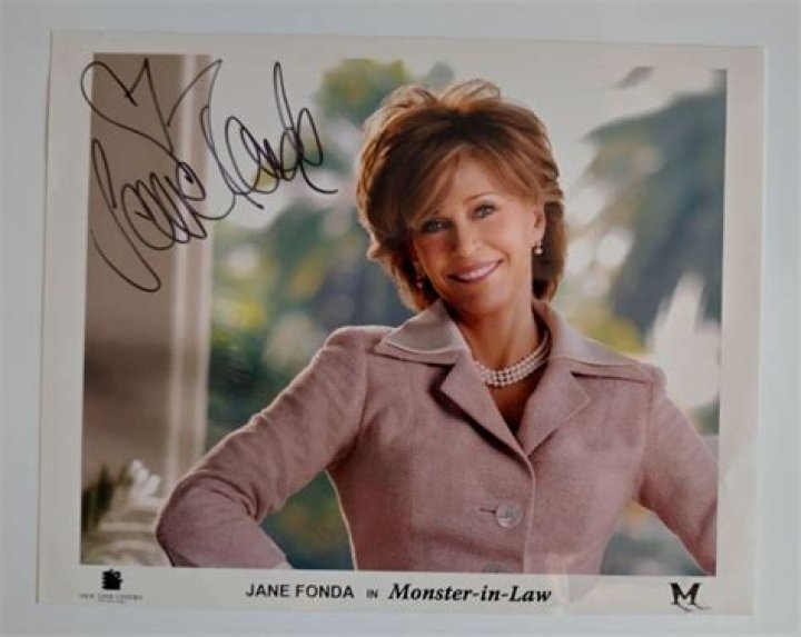 Jane Fonda Autograph signed photographs
