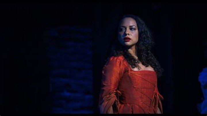 Jasmine Cephas Jones as Maria Reynolds and Lin Manuel Miranda as Alexander Hamilton in Hamilton