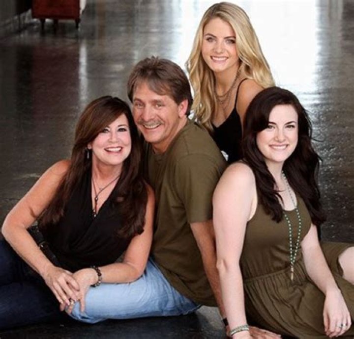 Jeff Foxworthy Net Worth 2024 Earnings, Age, Wife, and Kids
