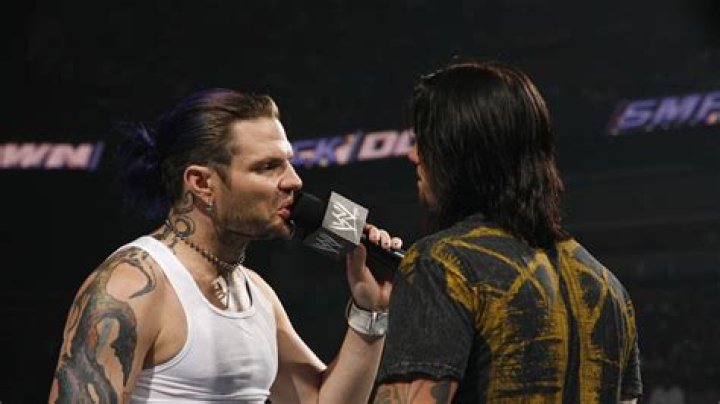 Jeff Hardy vs CM Punk 
