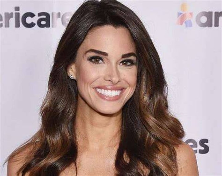 Jennifer Lahmers Net Worth, Age, Height, Bio, Weight