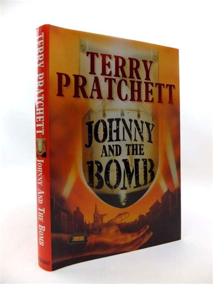 Johnny and the Bomb Terry Pratchett